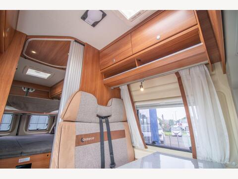 Globecar Campscout Revolution