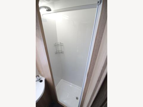 Auto-Trail Imala 736