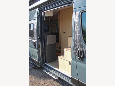 Sunlight Vanlife 540