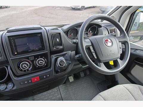 Auto-Trail V-Line 540 SE