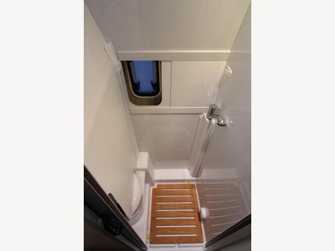 Sunlight Cliff 600 X