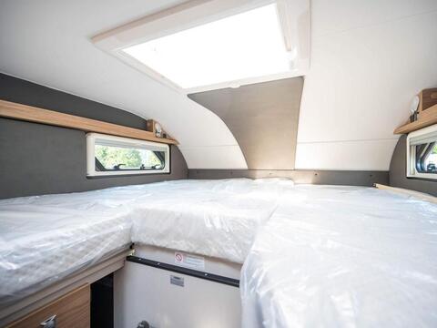 Dethleffs Alpa Coachbuilt A 6820-2