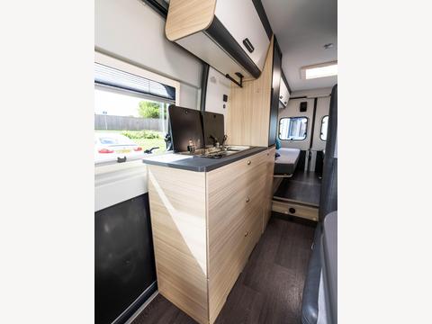 Adria Sun Living V65 SL