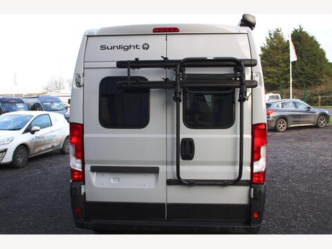 Sunlight Cliff 600 X