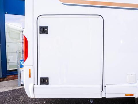 Malibu I 430 LE