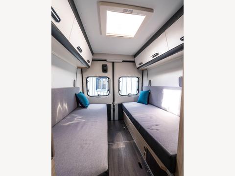Adria Sun Living V65 SL