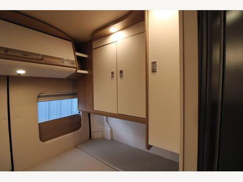 Malibu Compact 540 Pop Top