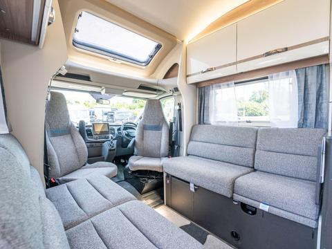 Swift Voyager 584