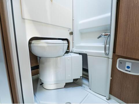 Malibu Comfort 640 LE GT Skyview