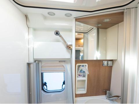 Malibu Diversity GT skyview 640 LE K