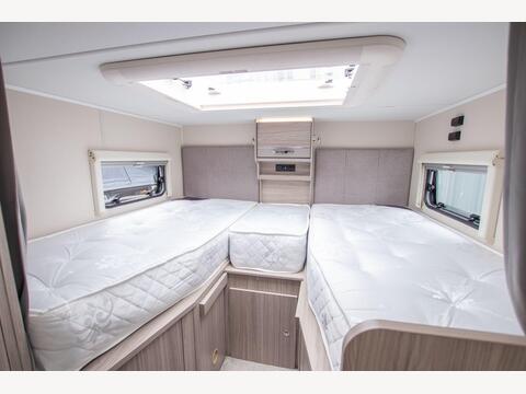 Elddis platinum 194