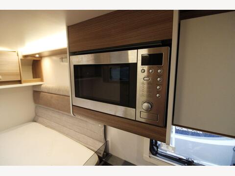 Swift Escape Compact C205