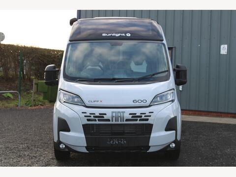 Sunlight Cliff 600 X