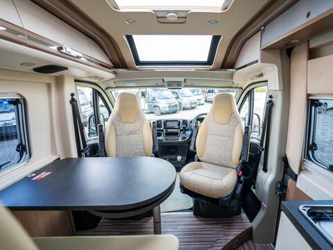 Malibu Comfort 640 LE GT Skyview
