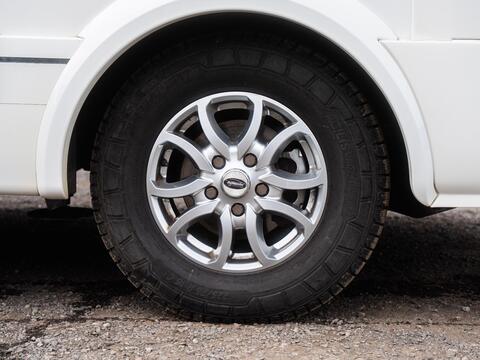 Niesmann and Bischoff Arto 64 GL