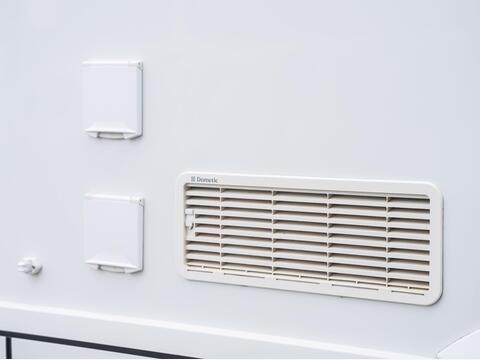 Niesmann and Bischoff Arto 64 GL