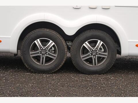 Dethleffs Family  7872-2