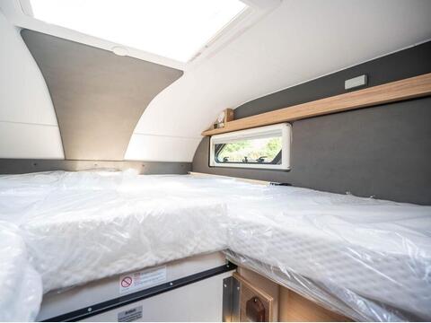 Dethleffs Alpa Coachbuilt A 6820-2