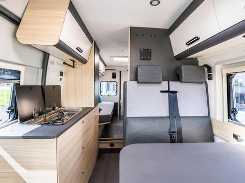 Adria Sun Living V65 SL