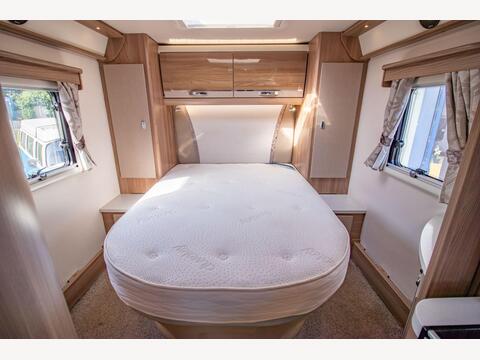 Swift Kon-Tiki 625 Black Edition