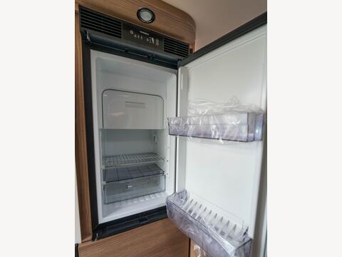 Malibu Comfort 640 LE GT Skyview