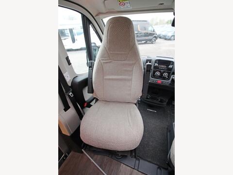 Auto-Trail Tribute T-680