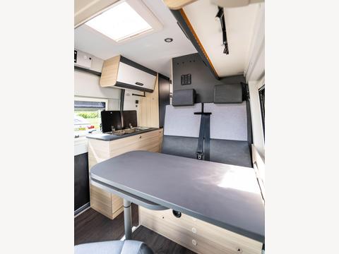 Adria Sun Living V65 SL