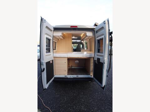 Sunlight Cliff 600 X