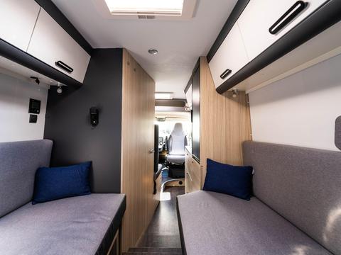 Adria Sun Living V65 SL