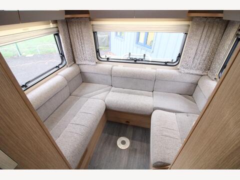 Auto-Trail Imala 736