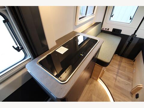 Sunlight Vanlife 540