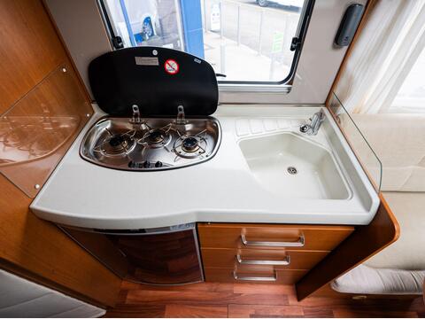 Niesmann and Bischoff Arto 64 GL