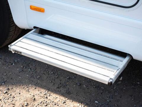 Dethleffs Alpa Coachbuilt A 6820-2