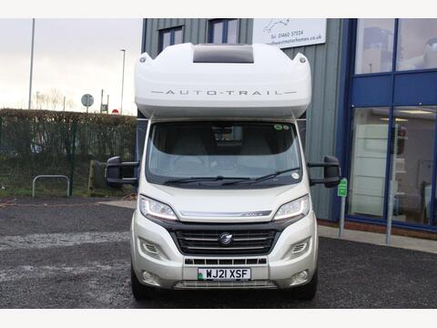 Auto-Trail Imala 736