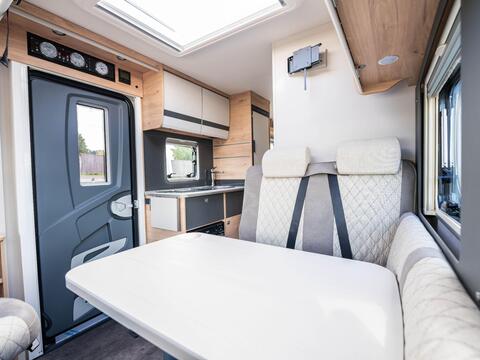 Dethleffs Globebus Active i4