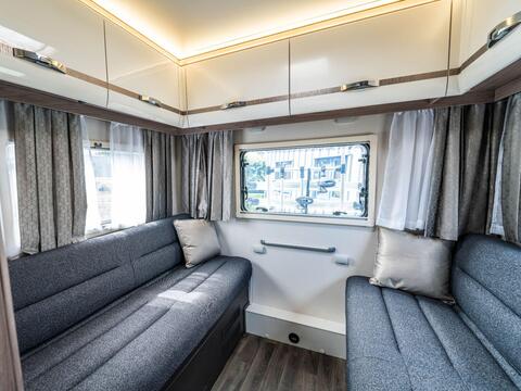 Swift Voyager 475