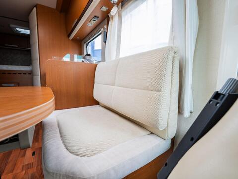 Niesmann and Bischoff Arto 64 GL