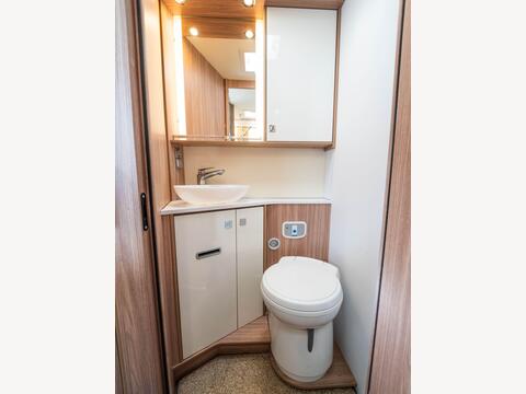 Burstner Delfin T727 Harmony Line