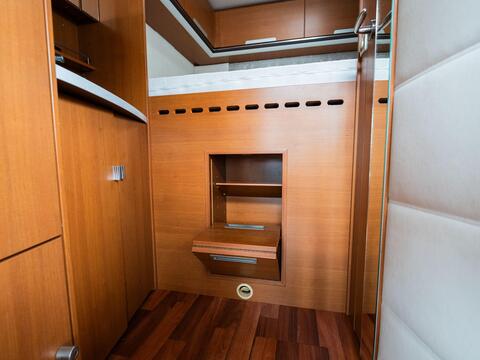 Niesmann and Bischoff Arto 64 GL