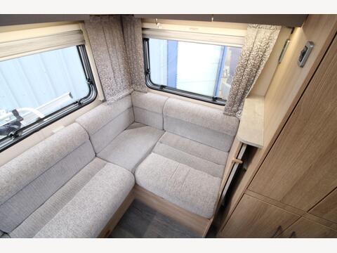 Auto-Trail Imala 736