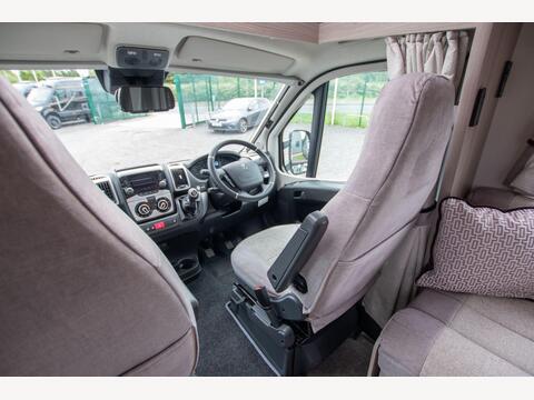 Elddis platinum 194