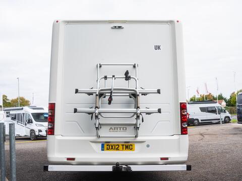 Niesmann and Bischoff Arto 64 GL