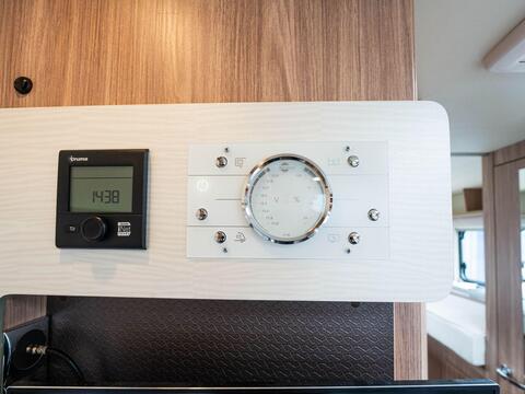 Burstner Delfin T727 Harmony Line