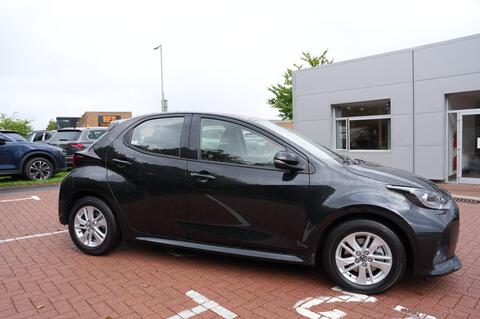 Mazda2 HYBRID
