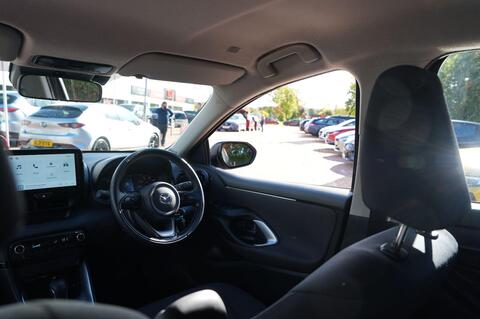 Mazda2 HYBRID