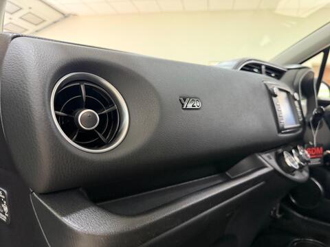 Yaris