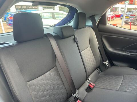 Mazda2 HYBRID