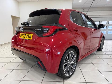 Yaris