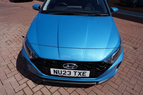 i20
