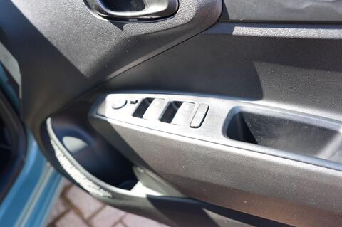 i10